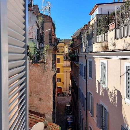 Vicolo Cellini By Halldis Rome Bagian luar foto