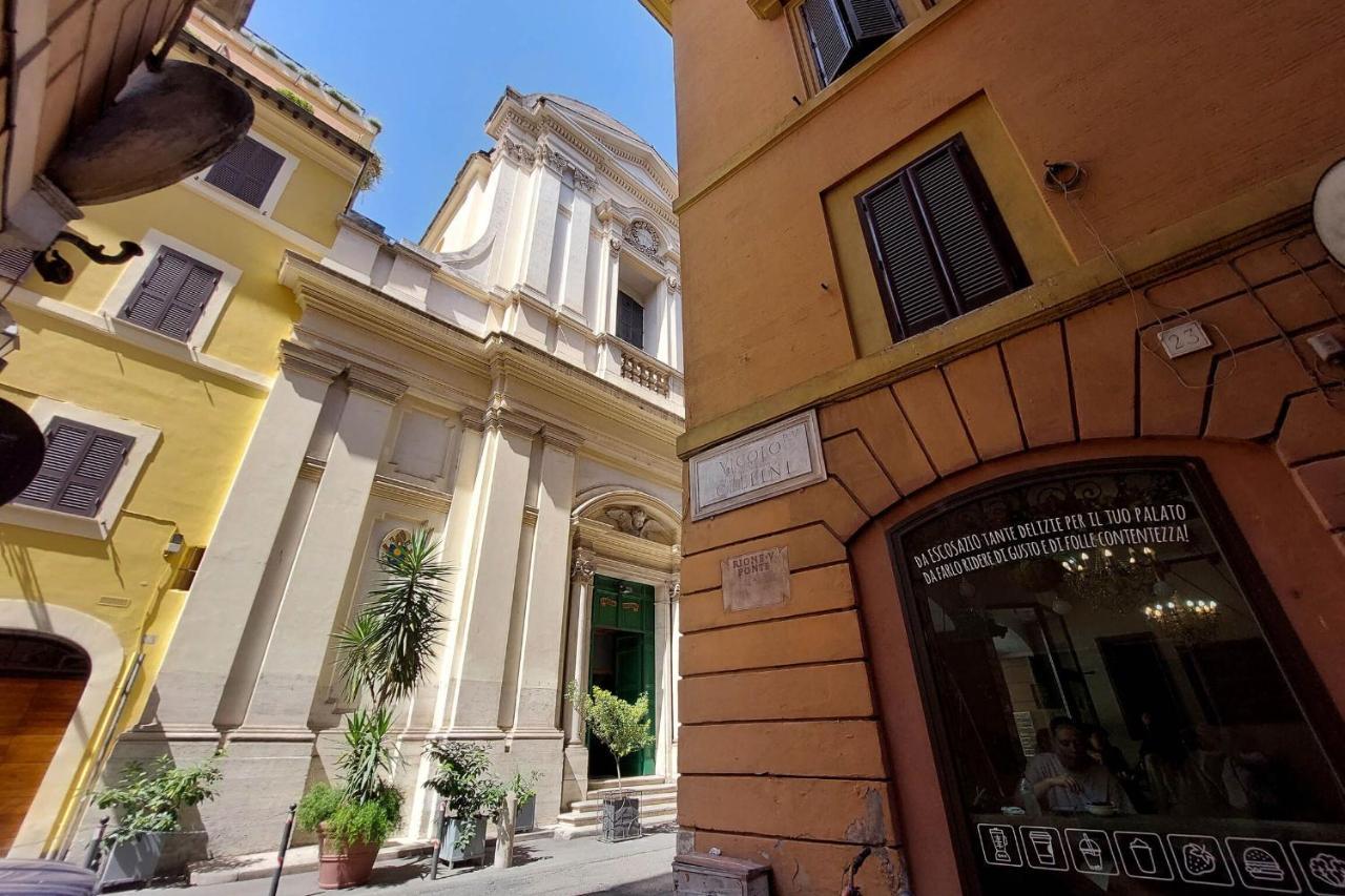 Vicolo Cellini By Halldis Rome Bagian luar foto
